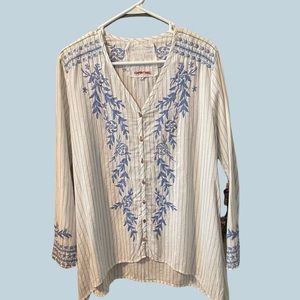 🌟JOHNNY WAS blouse. 🌟HOST PICK